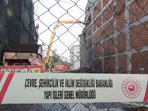 Depremin İzleri Tek Tek Siliniyor