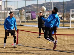Afyonspor, Bursaspor Maçı Hazırlıklarına Başladı