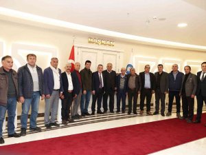 Başkan Böcek Muhtarların Sorunlarını Dinledi