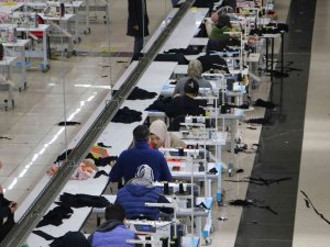 Diyarbakırlı Öğrencilerden Ukraynalı Askerlere Uyku Tulumu İhracatı