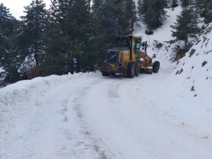 Kahramanmaraş’ta Kar Ve Tipiden Kapanan 186 Mahalle Yolu Açıldı