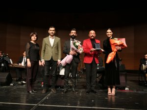 Elif Buse Doğan’la Müzik Dolu Gece