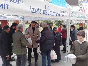 Belediye İstiridye Mantarları Yetiştirip, Halka Ücretsiz Dağıttı