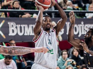 Pınar Karşıyakalı Errick Mccollum Zirvede