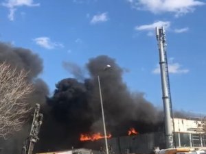 Ankara’da Halı Fabrikasında Çıkan Yangın Paniğe Sebep Oldu