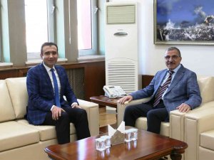 Belediye Başkanı Kalaycı: “Rektörümüz Başarılı Çalışmalara İmza Atacaktır”