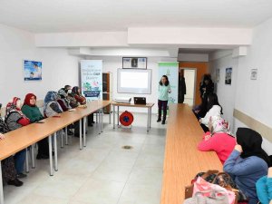 Tepebaşı İ̇klim Sözcüleri 444 Belde Evi Sakinini Bilgilendirdi