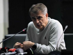 Şenol Güneş: “Kazanabileceğimiz Maçı Penaltılarda Kaybettik“