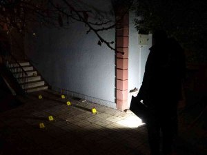 Husumetlisine Pusu Kurup Kurşun Yağdırdı