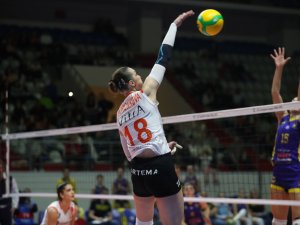 2023 Cev Şampiyonlar Ligi: Eczacıbaşı Dynavit: 3 - Maritza Plovdiv: 0