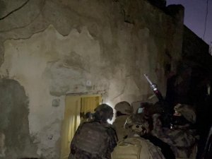 Uyuşturucu Satıcılarına Şafak Operasyonu: 60 Gözaltı