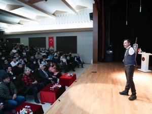 Keçiören’de ’Ben De Varım’ İsimli Eğitim Programı Düzenlendi