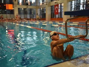 Geleceğin Yüzücüleri Aliağa’da Yarışacak