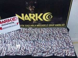 Sentetik Hap Taşıyan Torbacıları Ödemiş Polisi Yakaladı