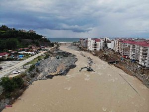 Arhavi Sel Sonra Kabisre Deresi Eski Ve Yeni Hali Görüntülendi