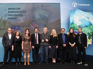 ‘Otobüsün Penceresinden’ Türkiye’nin Yol Hikayeleri