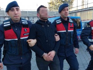 Jandarma Evde Ayakkabı Kutusuna Gizlenmiş Uyuşturucu Hap Ele Geçirdi