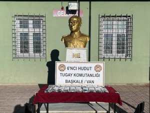 Hudut Kartalları Van Sınırında 20 Kilogram 500 Gram Uyuşturucu Ele Geçirildi