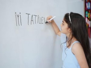 Yarın Erzincan’da 49 Bin Öğrenci Karne Alacak