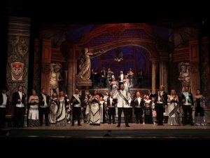 Mdob, ’Şen Dul’ Operati İle Yeniden Sahnede Olacak