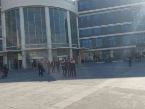 Deaş Üyesi Şahıs Jandarmadan Kaçamadı