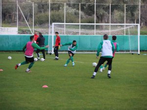 İ̇smet Taşdemir: "Parolamız; Kazanamadıysak Da Yenilmeyelim"