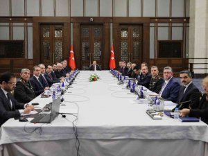 Cumhurbaşkanı Yardımcısı Oktay, Msb’nin Düzenleme İhtiyaçlarına Yönelik Toplantıya Başkanlık Etti