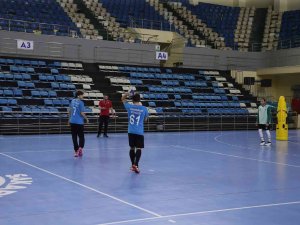 Büyükşehir Hentbolda Hedef, İki Kupayı Da Kazanmak