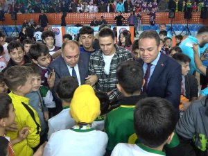 Mke Ankaragücü’nün Futbolcuları Antalyalı Ve Mujakic’e Yoğun İlgi