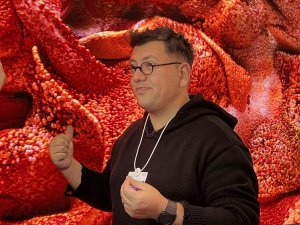 Türk Sanatçı Anadol’un Eseri Davos’ta Sergilendi