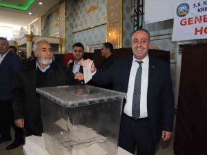 Başkan Ahmet Saray, Güven Tazeledi