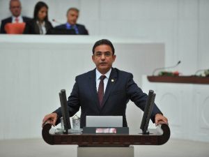 Chp Milletvekili Budak, Yabancı Ülkelerin Türkiye’yle İlgili Turizm Uyarılarını Tbmm’ye Taşıdı
