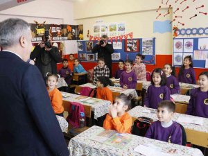 Adana’da 516 Bin 775 Öğrenci Karne Aldı