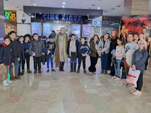 İ̇hsangazili Öğrenciler, “Rafadan Tayfa Galaktik Tayfa” Animasyon Filmini İzledi