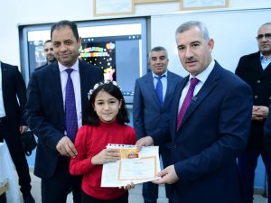 Başkan Çınar, Öğrencilerin Karne Sevincine Ortak Oldu