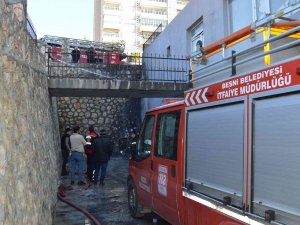 Bir Anda Alev Alan Eşyalar Korkuttu