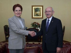 İ̇yi̇ Parti Lideri Akşener, Chp Lideri Kılıçdaroğlu’nu Ziyaret Etti