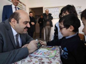 Başkan Orhan’dan Miniklere ‘Rafadan Tayfa’ Sürprizi