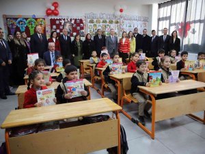 Gaziantep’te 630 Bin Öğrenci Karne Heyecanı Yaşadı