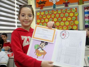 Antalya’da 492 Bin Öğrenci Karne Aldı