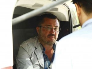 Eski Eşini Ve Kavgayı Ayırmak İsteyen Kişiyi Silahla Yaralayan Sanığa 27 Yıl 7 Ay Hapis