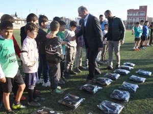 Amatör Sporculara Eşofman Desteği