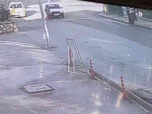 Otomobilin Yayaya Çarptığı Anlar Kamerada