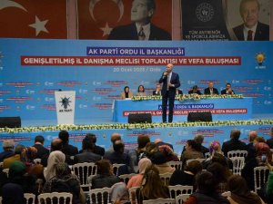 Kurtulmuş: “6’lı Masa Cumhurbaşkanlığı Makamını ‘Dedikodu Makamı’ Zannediyor”