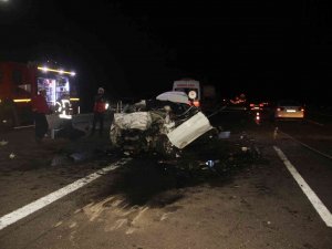 Şanlıurfa’da Otomobil Kurtarıcıya Çarptı: 4 Ölü