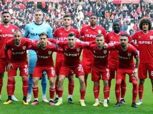 1. Lig’in Zirvesinde 8. Randevu