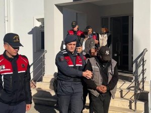 Jandarma, Kırsal Mahallelerden Hırsızlık Yapan Çeteyi Kıskıvrak Yakaladı