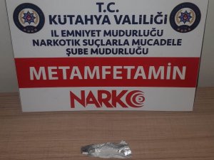 Şüpheli Şahsın Üzerinde Uyuşturucu Ele Geçirildi