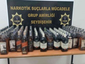 Şüphe Üzerine Durdurulan Kamyonda Kaçak İçki Ele Geçirildi