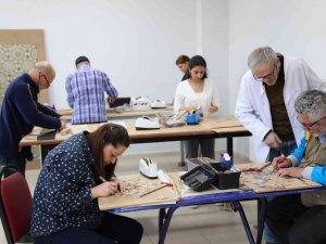 İ̇lk Kez Mısırlılar Tarafından Uygulanan Bu Sanat Yeniden Gün Yüzüne Çıkıyor